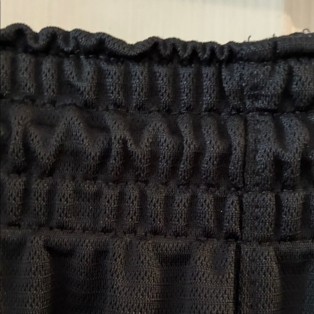 Nike Black & Gold Sports Shorts - Picture 4 of 7